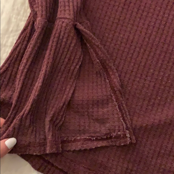 Off the Shoulder Bell Sleeve Waffle Knit Top - Picture 2 of 4